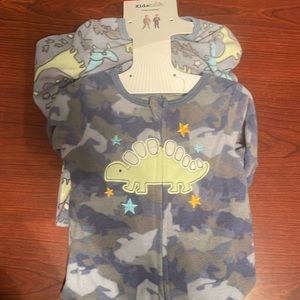 COPY - New 2pack sleeper 9months old 🦕 pictures